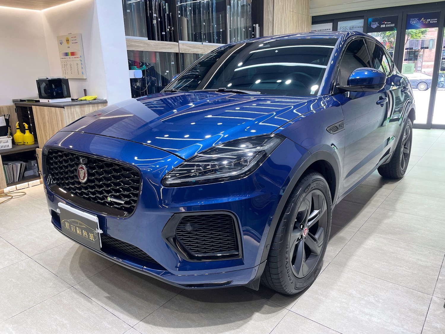 新北震宣汽車隔熱紙-Jaguar E‑PACE-前檔隔熱紙FSK冰鑽F45-車窗隔熱紙FSK冰鑽F30.F20